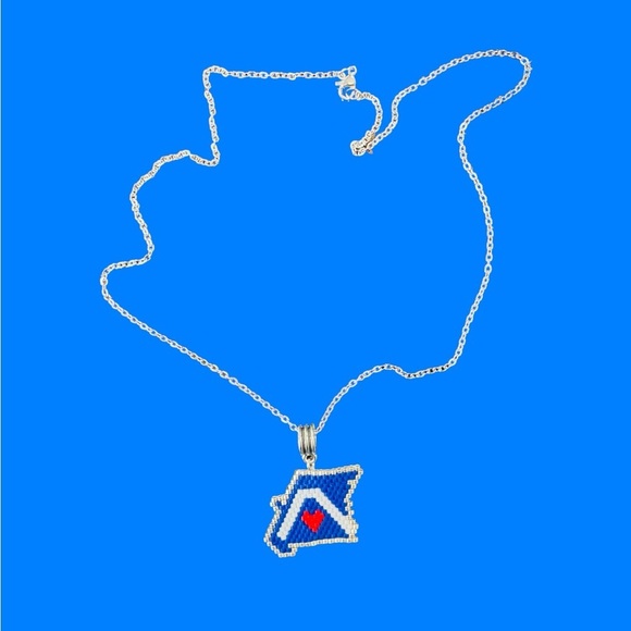 Handcrafted handwoven beaded State of Missouri pendant necklace w/ St Louis Arch - Picture 5 of 6